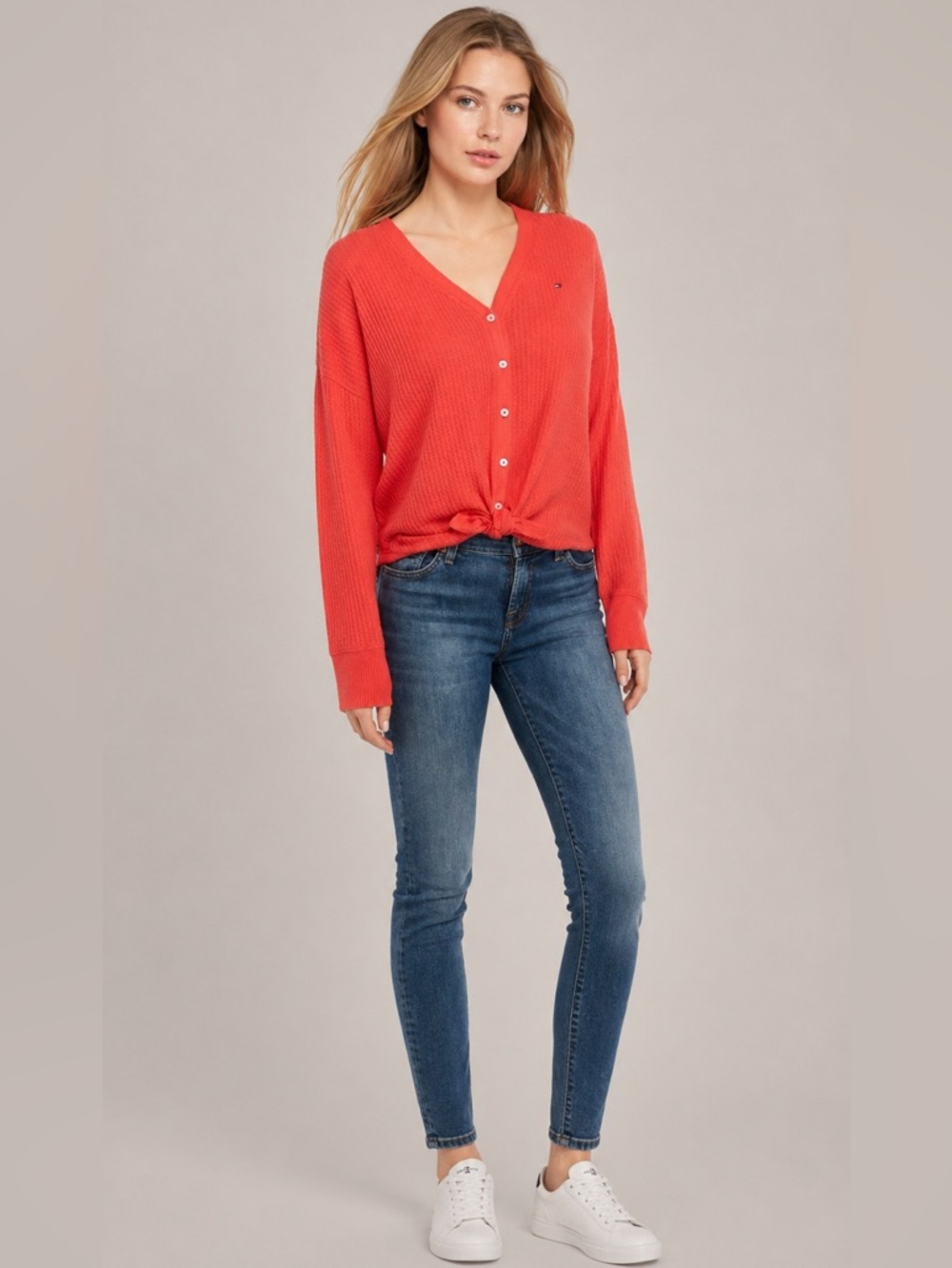 💜Firm Price💜 Tommy Hilfiger Tie-hem V-neck Top